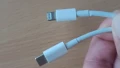 Кабел за данни и зареждане на Apple за iPhone с конектор USB-C към Lightning, дължина 1 м, снимка 4