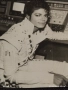 Винтидж снимка картичка на ПОП ИКОНАТА Michael Jackson в звукозаписното студио за КОЛЕКЦИЯ 51187, снимка 2