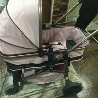 Продавам детска количка Cangaroo Milan 2 в 1.  Количката е в много добро състояние., снимка 4 - Детски колички - 45074601