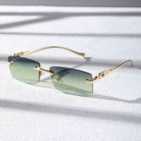 Слънчеви очила, снимка 3 - Слънчеви и диоптрични очила - 45492542