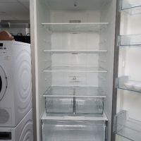 Като нов иноксов комбиниран хладилник с фризер Бош Bosch 2 години гаранция!, снимка 6 - Хладилници - 45331841