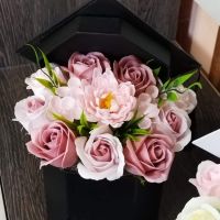 Тематични букети в бяло и черно със 11 броя сапунени цветя за предстоящите абитуриенти,абсолвенти🎓, снимка 5 - Подаръци за жени - 45406164
