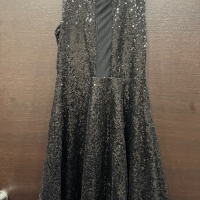 Черна рокля с паети , снимка 2 - Рокли - 44957794