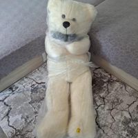  Бяла плюшена мечка , снимка 1 - Плюшени играчки - 45546408