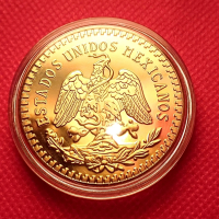 Мексиканска златна монета - Реплика., снимка 2 - Нумизматика и бонистика - 44996205
