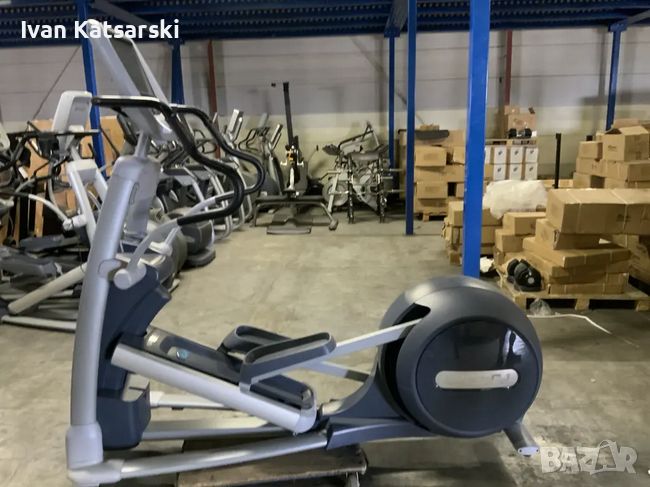 Професионален кростренажор Precor 885 P80 Crossramp Crosstrainer, снимка 1