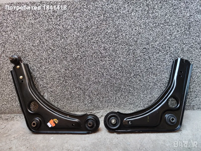 Чисто нов ляв и десен носач Ескорт/ Орион, снимка 1