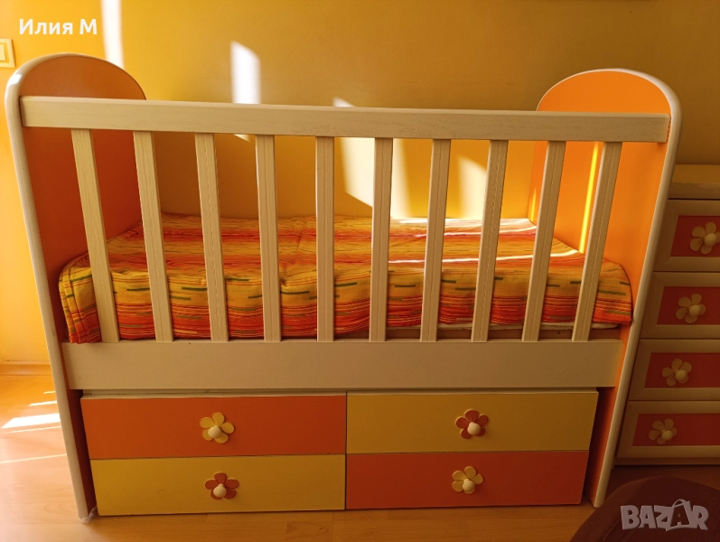 Комплект бебешка кошара и комод, снимка 1