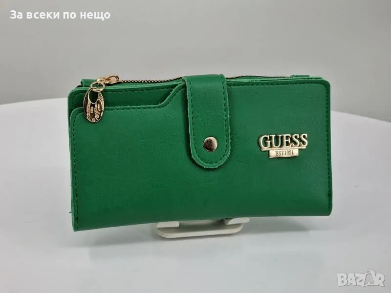 Дамско зелено портмоне Guess Код R89, снимка 1