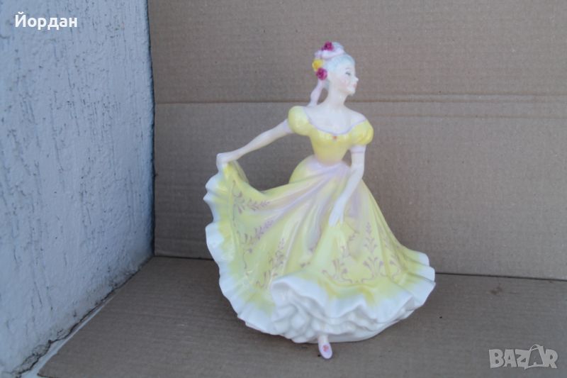 Порцеланова фигурка ''Royal Doulton Ninette'', снимка 1