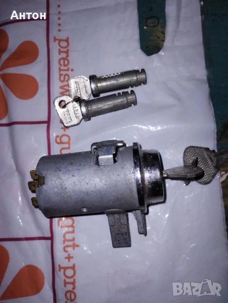 Ключ стартер и патрон за врата за автомобил от серията ВАЗ, снимка 1