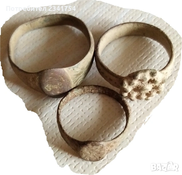 Продавам 3 бр.възрожденски пръстенчета, снимка 1