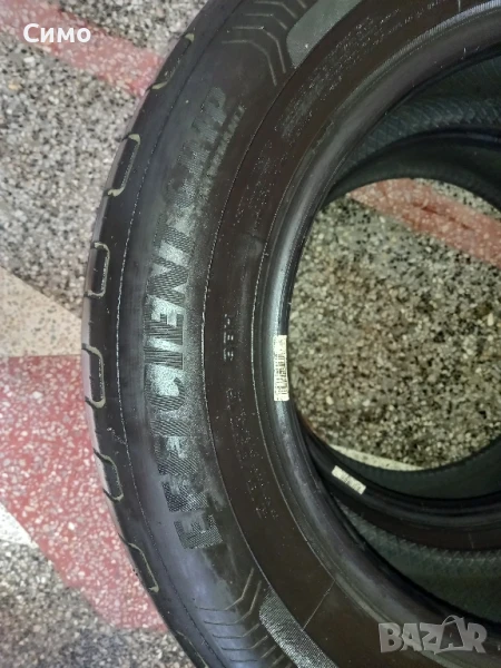 Продавам 2 броя летни гуми, снимка 1