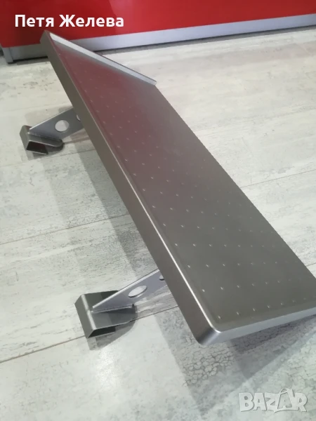 Масичка/етажерка-68/32см(с метални крака), снимка 1