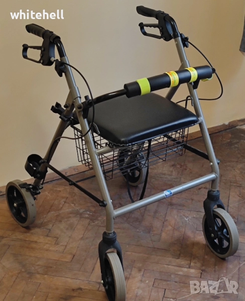 Лек алуминиев ролатор/проходилка, снимка 1