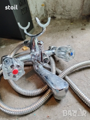 Смесител за мивка с две кранчета от Германия, снимка 2 - Мивки - 53886328