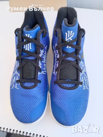 Nike Kyrie Flytrrap 2 Duke          N 42,5, снимка 2 - Маратонки - 49389818