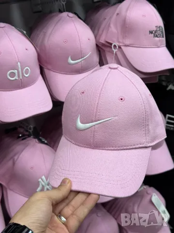 шапки с козирка ami nike alo karl legenfield , снимка 2 - Шапки - 50406986