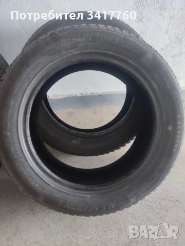 Продавам 4 броя всезезонни гуми ,размер 225/50/17 . Стават и за бус. Марка Berlin tires на 1500 км., снимка 3 - Гуми и джанти - 53899003