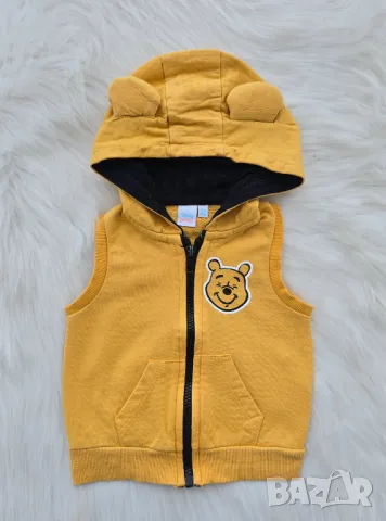 Бебешки елек Мечо Пух 6-9 месеца , снимка 2 - Бебешки якета и елеци - 50382378