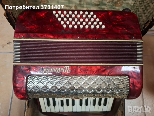 Акордеон Weltmeister 40 баса, снимка 3 - Акордеони - 53573987