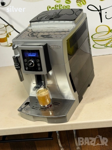 Кафемашина кафе автомат delonghi magnifica с гаранция, снимка 2 - Кафемашини - 54131891