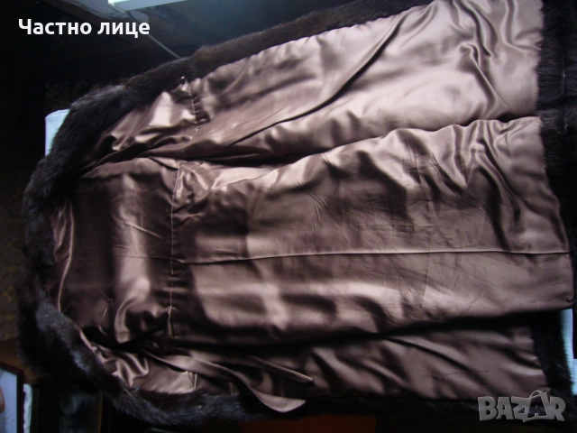 Дамско кожено палто от мурмел размер 42-44 с широка яка, снимка 3 - Палта, манта - 52585177