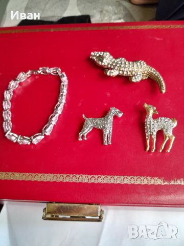 Сребърни накити перли и други , снимка 11 - Колиета, медальони, синджири - 46396371