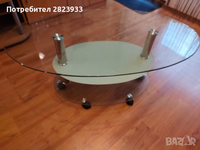 Стъклена холна масичка