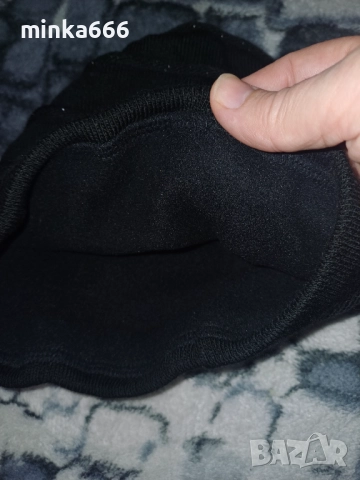 Дамска черна подплатена шапка., снимка 4 - Шапки - 52881466