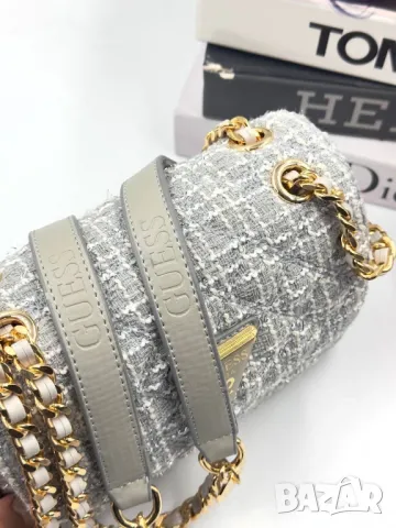 чанти 21х16см guess тип букле, снимка 5 - Чанти - 50406670