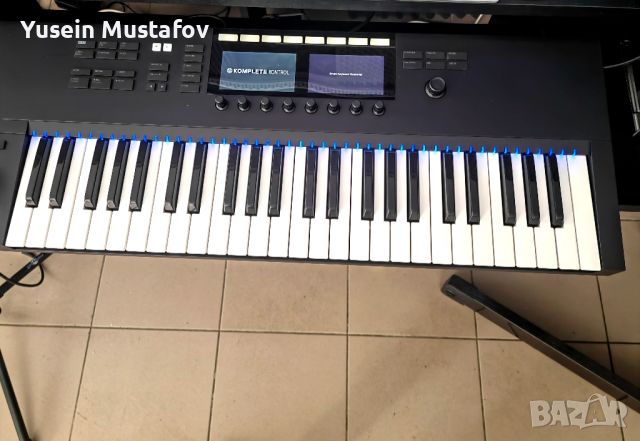 Komplete kontrol s49, midi keyboard, миди клавиатура, снимка 2 - Синтезатори - 46467733