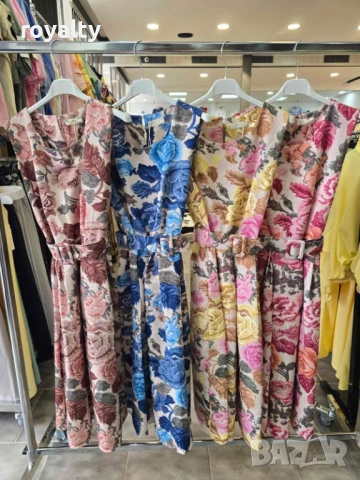 Нови Дамски Рокли Различни Цветове 