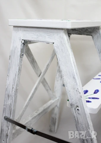 Столче-стълба с декоративен мотив лавандула, снимка 11 - Столове - 50730816