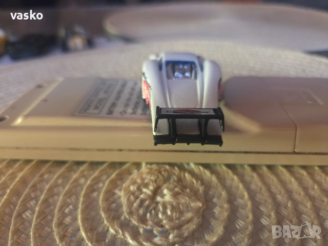 Hotwheels 2004, снимка 3 - Колекции - 54100267