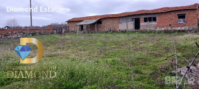 Двуетажна къща в село Динево, обл. Хасково, снимка 16 - Къщи - 54037913