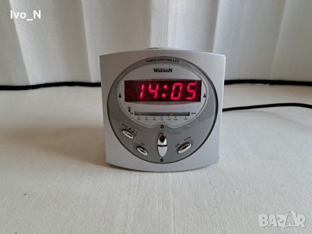 Радио часовник Watson UR 4605.
