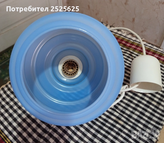 Полилеи -2броя, стъкла/плафони от стари лампи, снимка 2 - Лампи за таван - 39360431