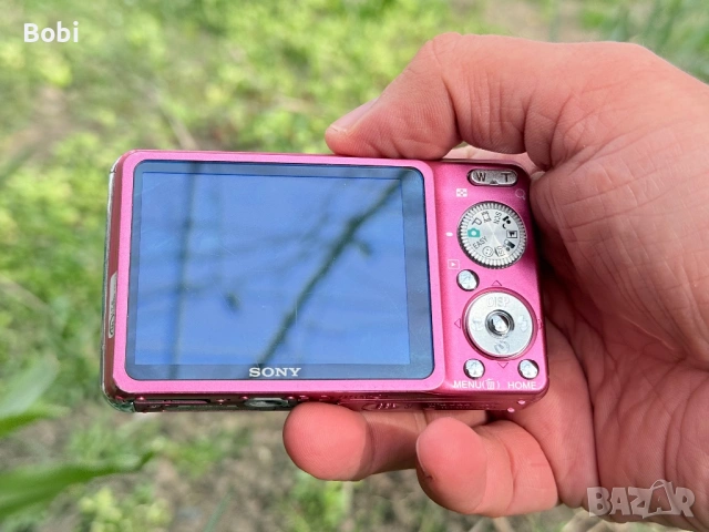 Sony Cyber-shot DSC-W220 с Carl Zeiss обектив + аксесоари, снимка 4 - Фотоапарати - 53925872