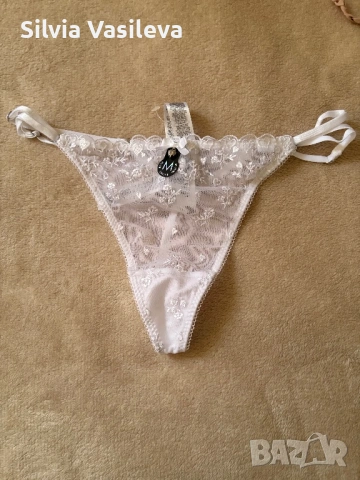 Дамски прашки бели