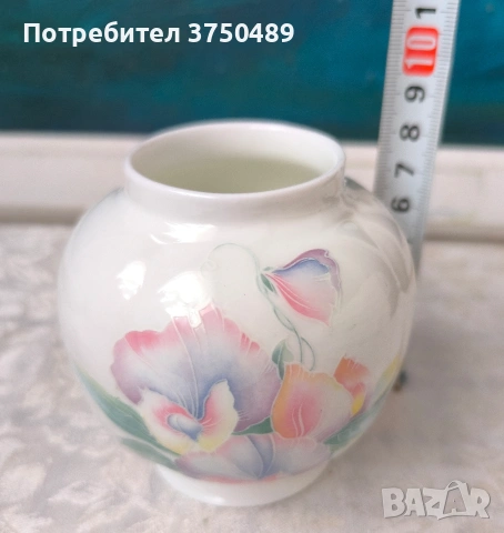 Кутийка за бижута,чинийка и вазичка Aynsley, снимка 12 - Антикварни и старинни предмети - 53669219