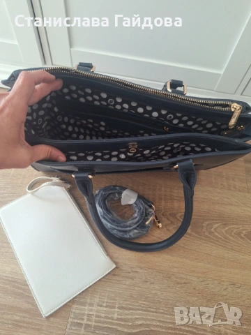 Дамска чанта, снимка 2 - Чанти - 53220791