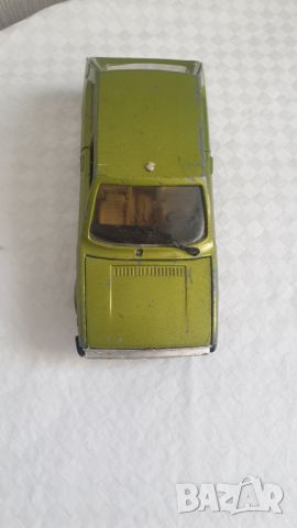 Стар модел  1/25 Volkswagen Polo , снимка 3 - Колекции - 46322593