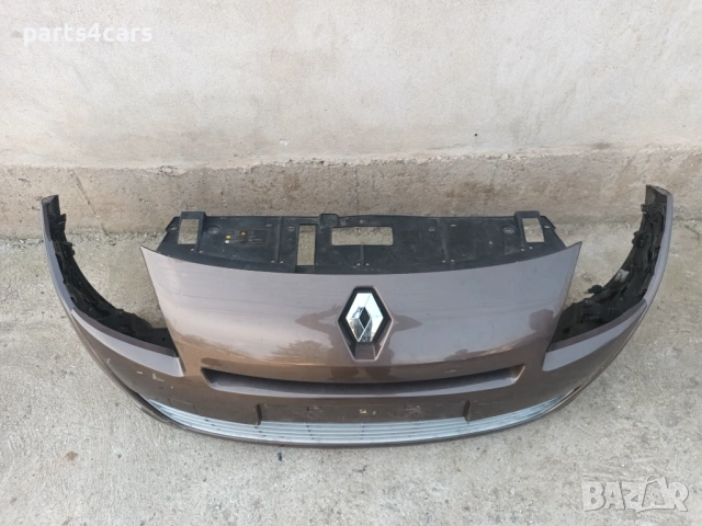 предна броня за рено гранд сценик 3 09-12 с маска емблема решетки халогени RENAULT GRAND SCENIC III, снимка 4 - Части - 53761179