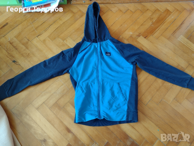 Синя Горница на Анцуг Размер M, снимка 2 - Спортни дрехи, екипи - 44960882