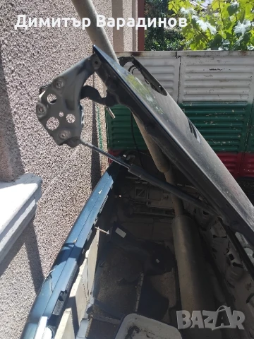 Преден капак Мерцедес Е класа S210 комби 1995-2003, снимка 5 - Части - 50470064