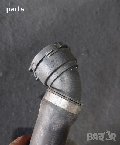 Воден Фланец Мерцедес C класа W203 - W205 - A0089977489, снимка 3 - Части - 51412209