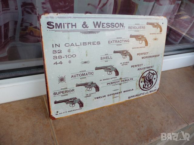 Метална табела револвери Smith&Wesson пистолети 44 калибър стрелба, снимка 2 - Декорация за дома - 46079274