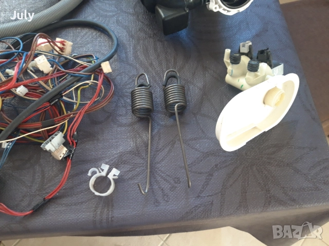 Резервни части за пералня ARISTON HOT POINT 8 кг +ААА, снимка 5 - Ремонти на перални - 51513287