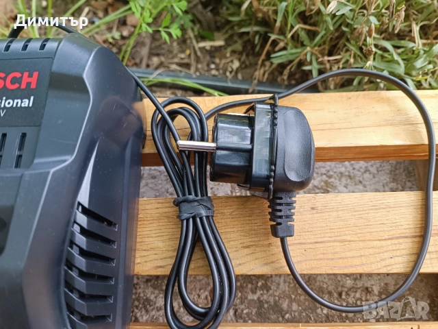 Bosch GAL 1880 CV зарядно 14.4 - 18V , снимка 4 - Винтоверти - 52160776